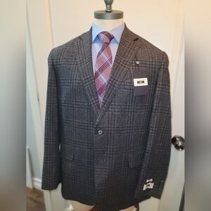 Plaid Grey/black sport coat/blazer